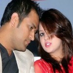 Dhoni And Sakshi Blessed With Baby Girl