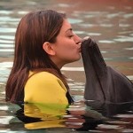 Photo Feature: Hansika’s Cute Kiss