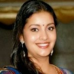 Renu Desai Supports ‘Boothu’ Show