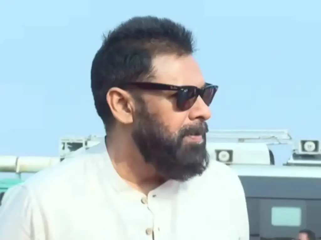 Pawan Kalyan Impresses Fans with Stylish Makeover