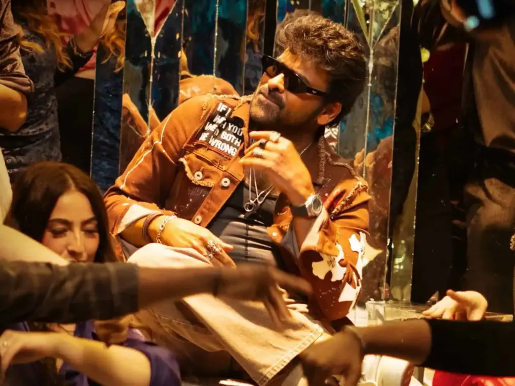 Chiru’s ‘Hook Step’ Sets Sankranti Buzz on Fire