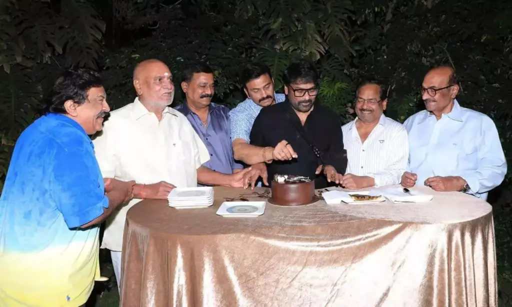Chiranjeevi Felicitated for Blockbuster Mana Shankara Vara Prasad Garu