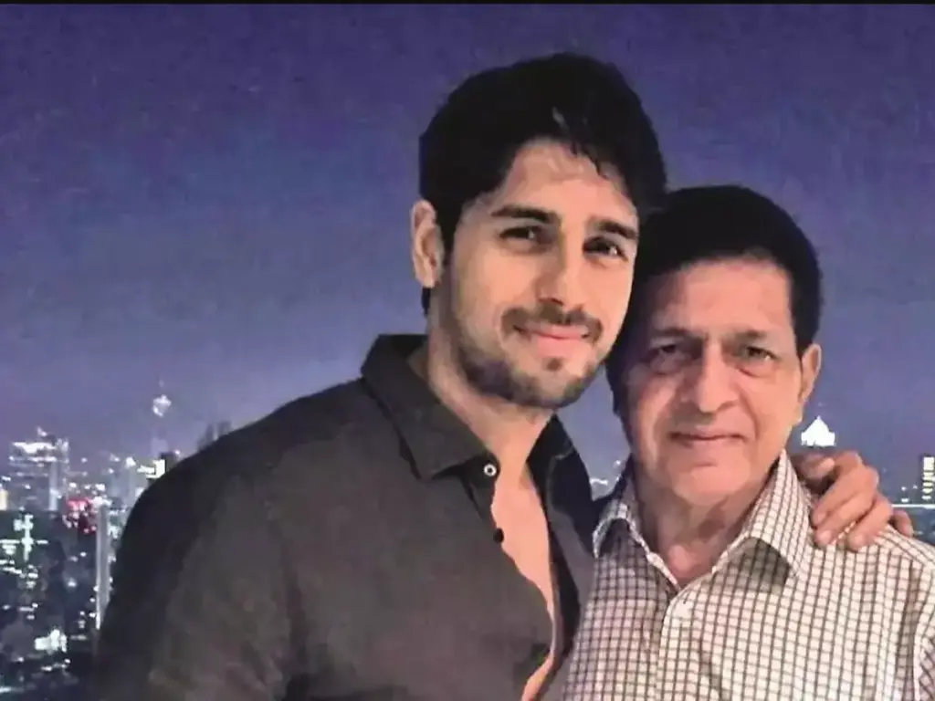 Sidharth Malhotra Mourns Father Sunil Malhotra
