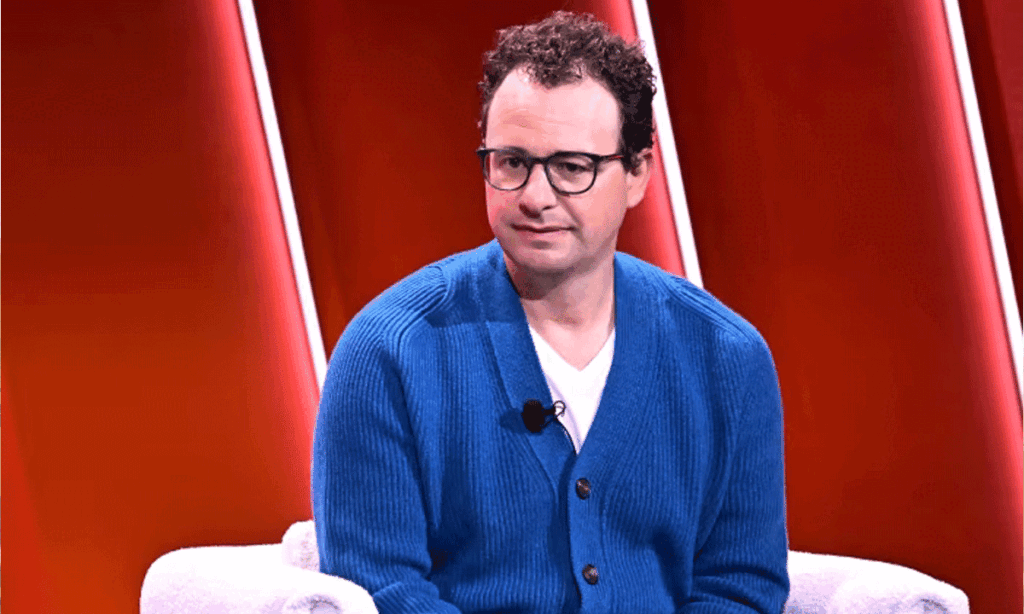 AI Threatens Entry-Level Software Jobs, Warns Anthropic CEO