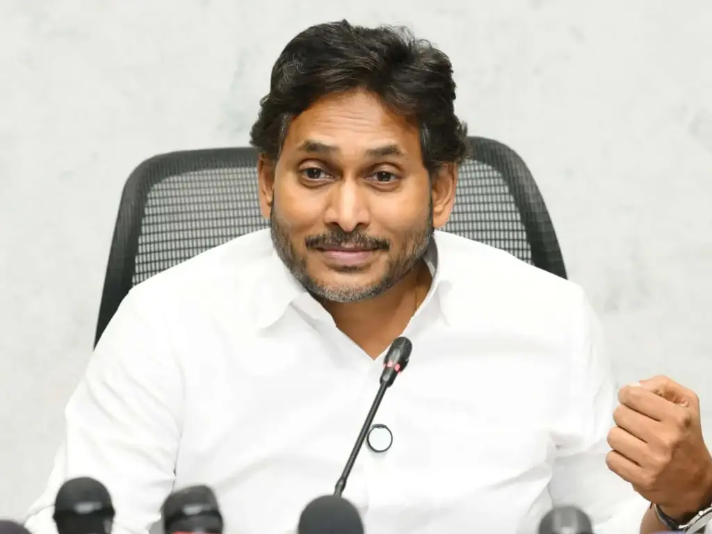 Jagan Revives Capital Debate With “MA-VI-GUN” Proposal Sparks Political Row