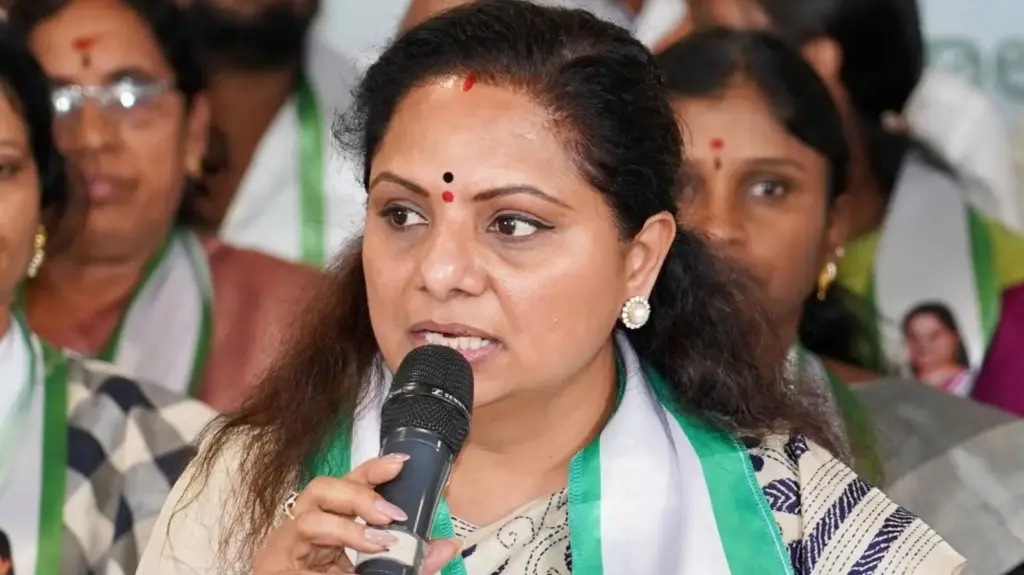 Kavitha Back in Spotlight with Hunger Strike
