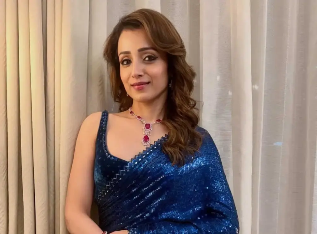 Trisha Krishnan Slams Quit Rumours, Silent on Vijay Link-Up