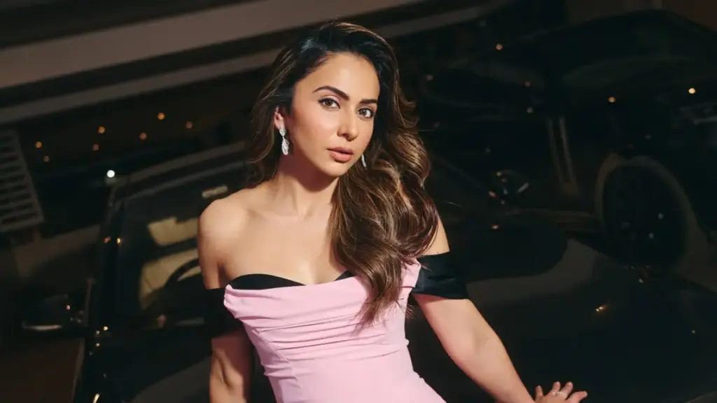 Rakul Preet Praises Tollywood’s Unity Over Bollywood